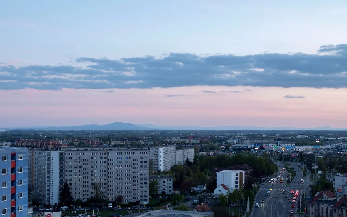 Montaż na bloku - lokalizacja, wysokość i zgody